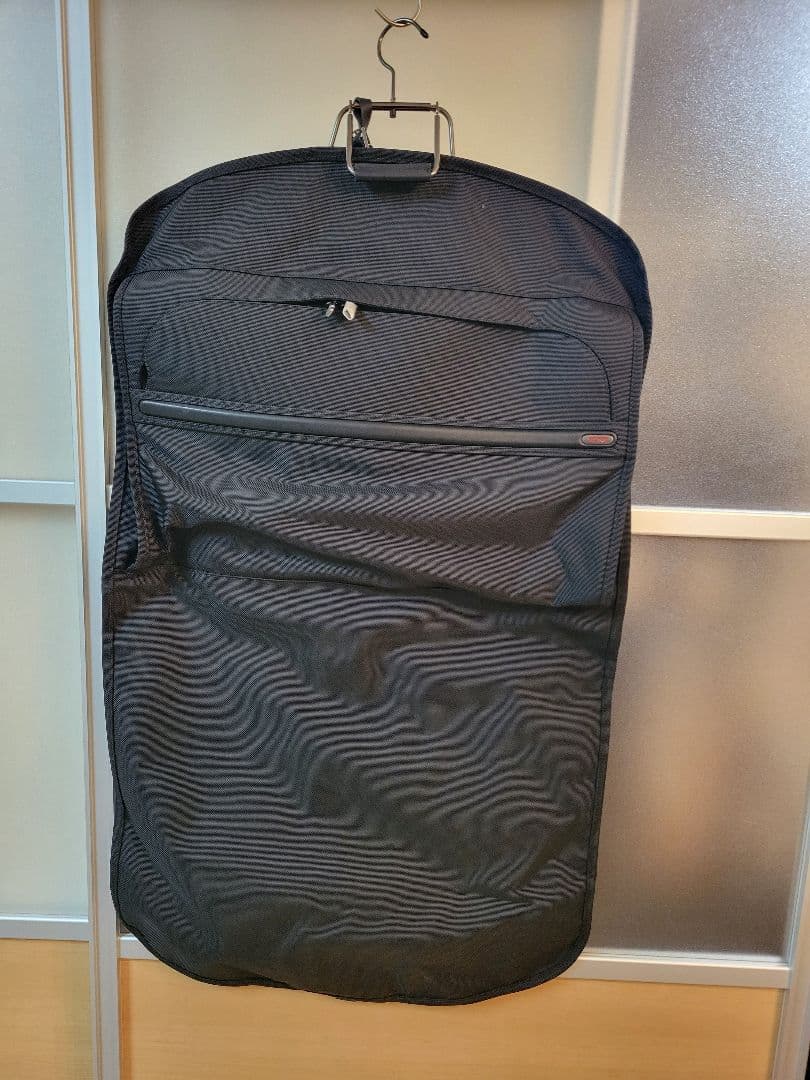 未使用 TUMI トゥミ ガーメントバッグ スーツケース 衣装収納 旅行バッグ