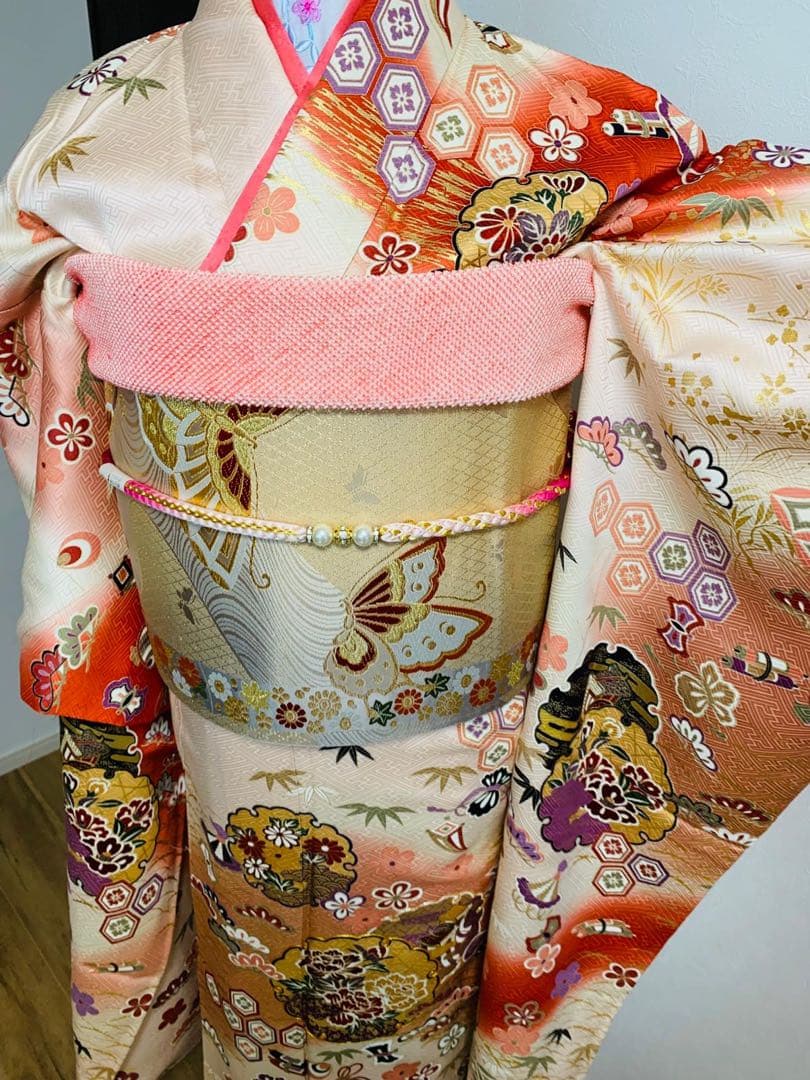 振袖フルセット駒刺繍　雪輪花文　宝尽くし　暈し染め　金彩　正絹