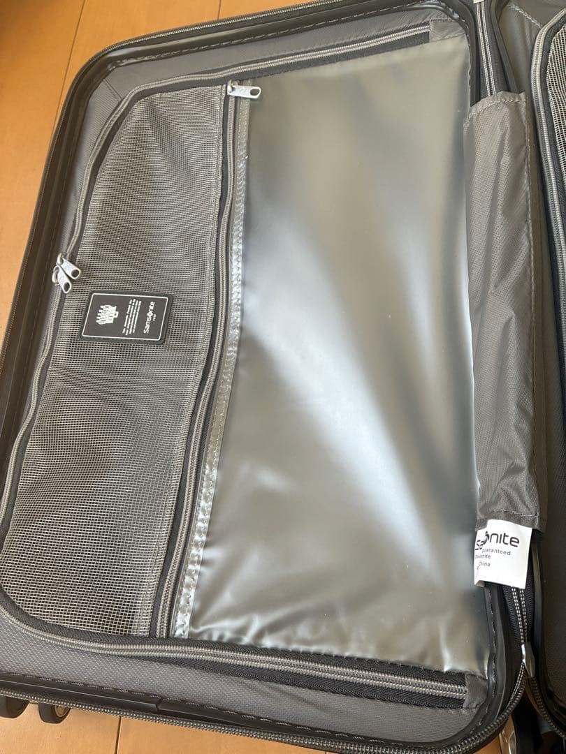 美品　サムソナイト スーツケース アークスピナー55 機内持ち込み TSA 四輪