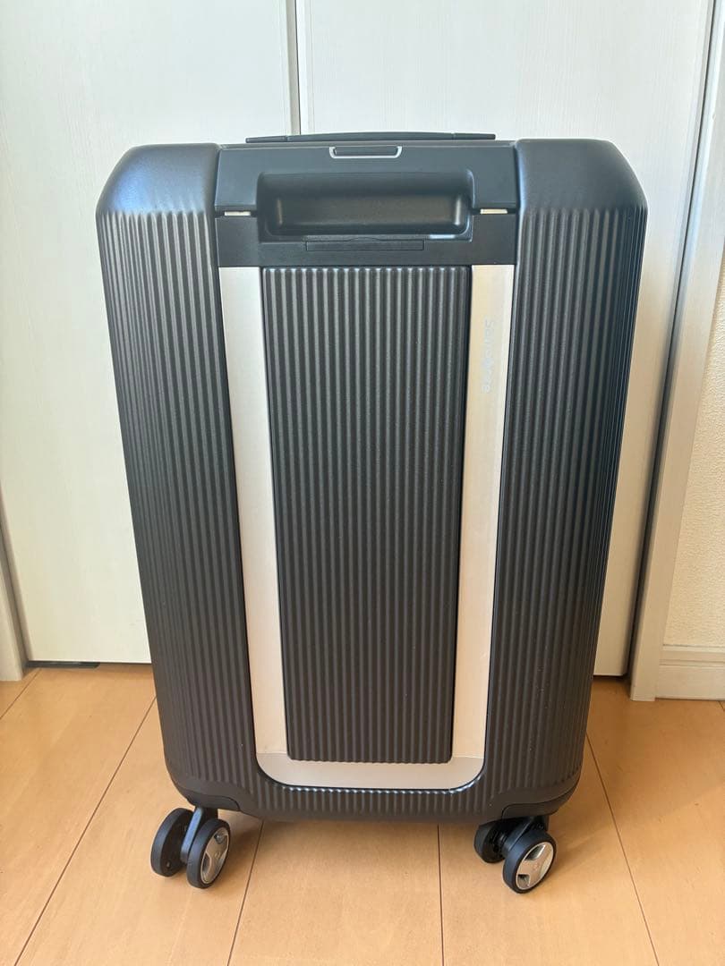 美品　サムソナイト スーツケース アークスピナー55 機内持ち込み TSA 四輪
