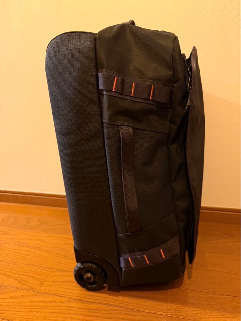 patagonia キャリーカート ブラック