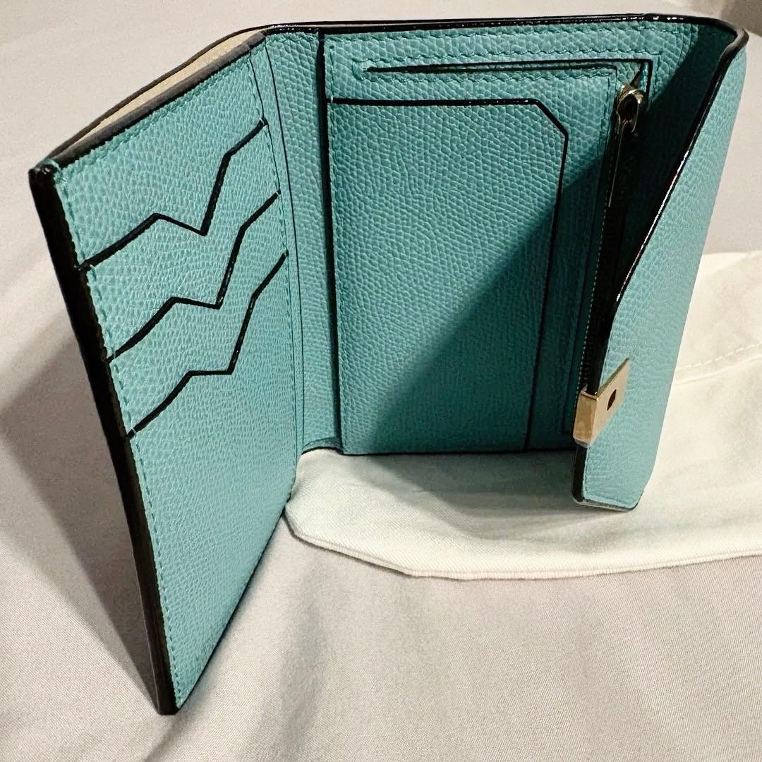 1回使用美品！購入1年未満Valextraレア色イジィデウォレット三つ折り財布