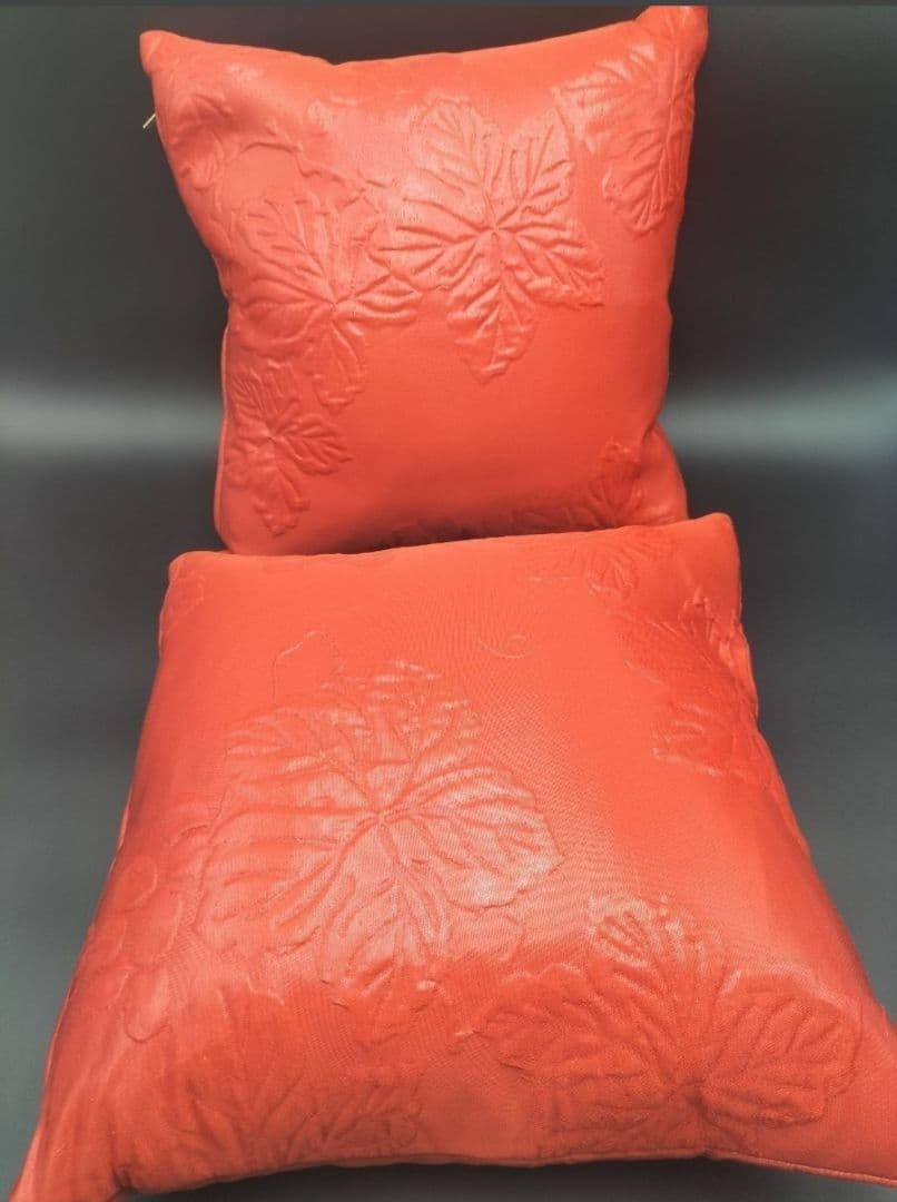 クッション２点◆株式会社細尾◆40cm×40cm◆ブランド◆Q-2501CU2