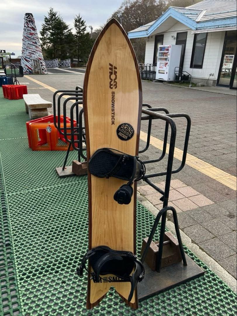 MOSS スノーボード 木製　板のみになります。