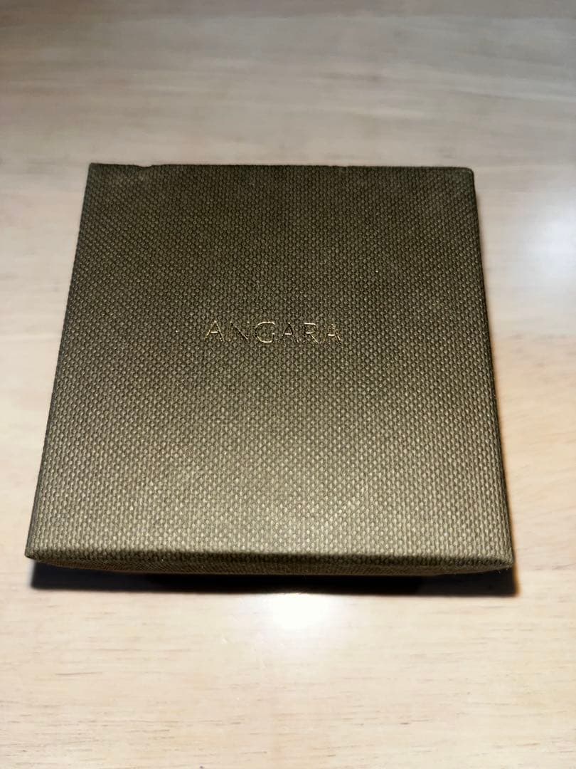 ANGARA 天然ルビーピアス