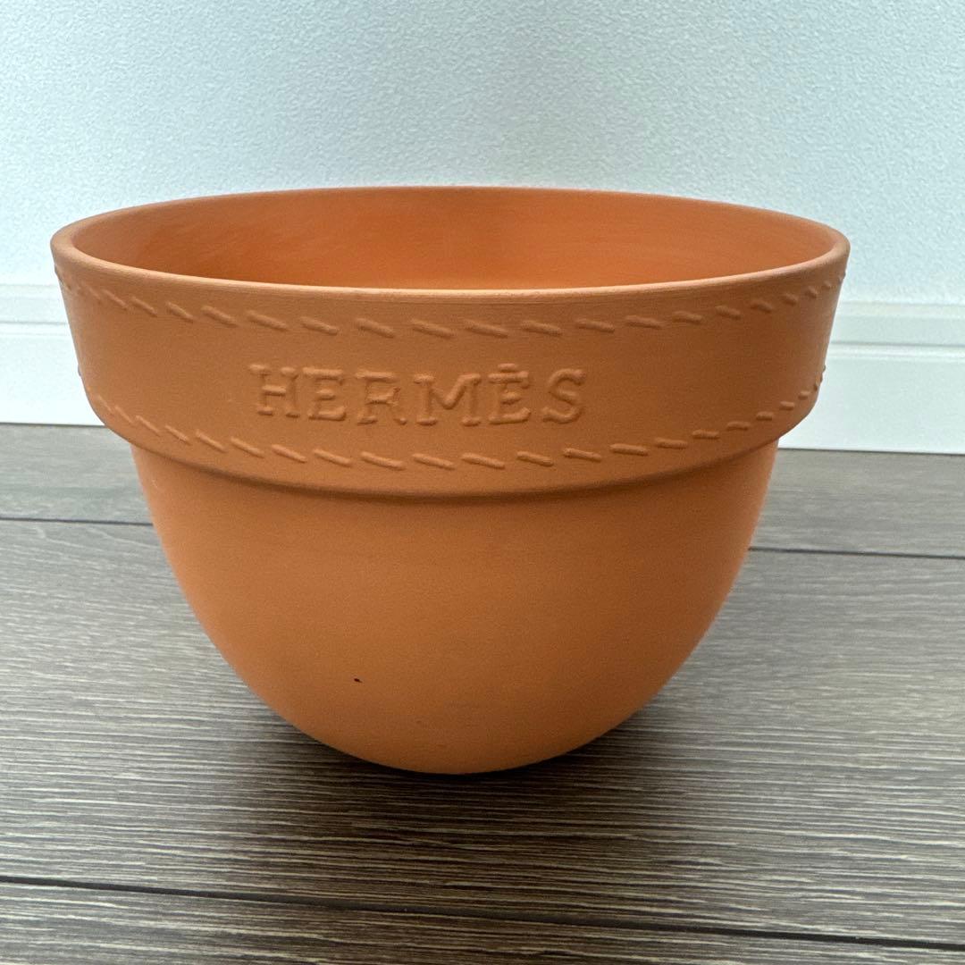 HERMES FLOWER POT 非売品　ノベルティ　植木鉢　エルメス