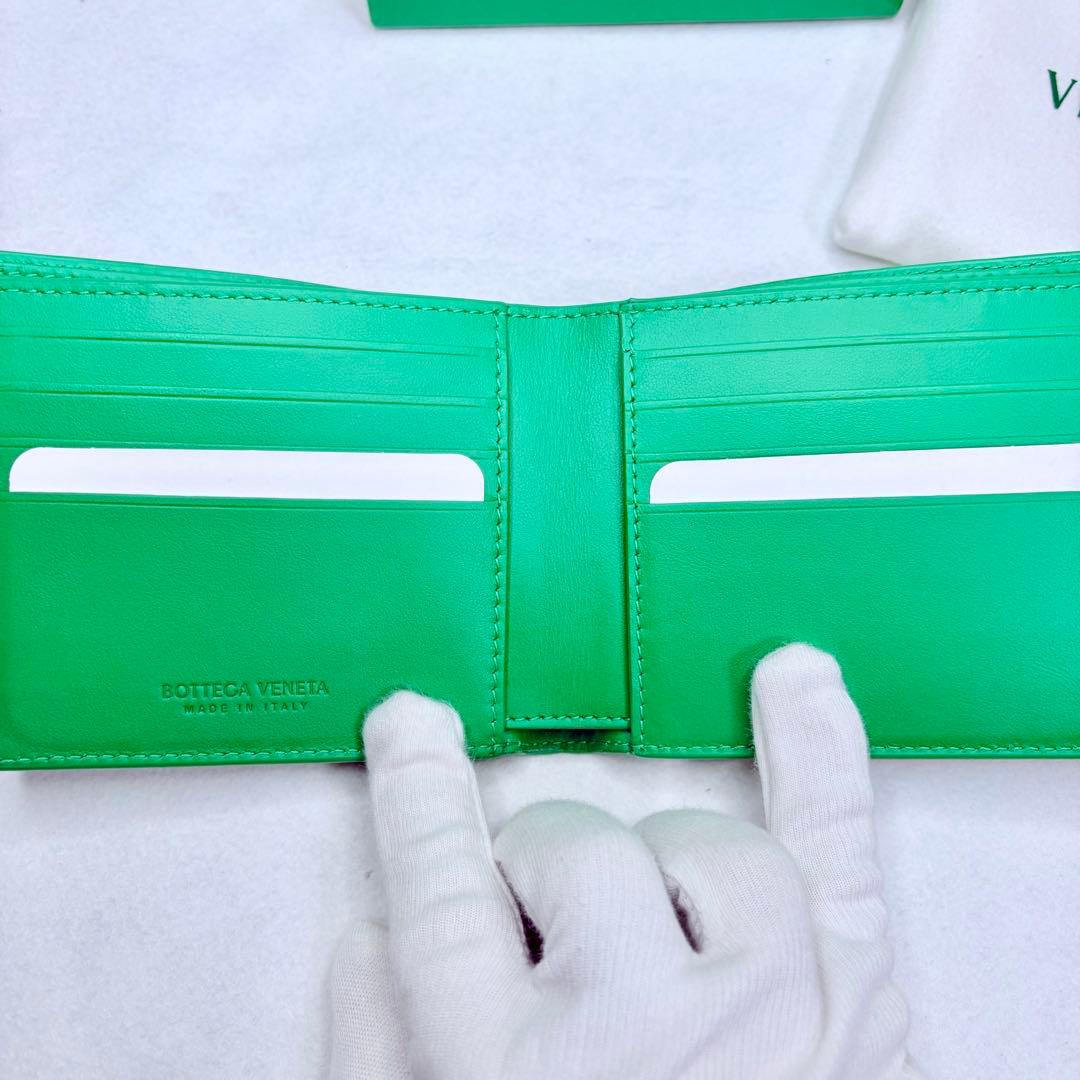 BOTTEGAVENETA 札入れ 二つ折り財布 カーフ グリーン