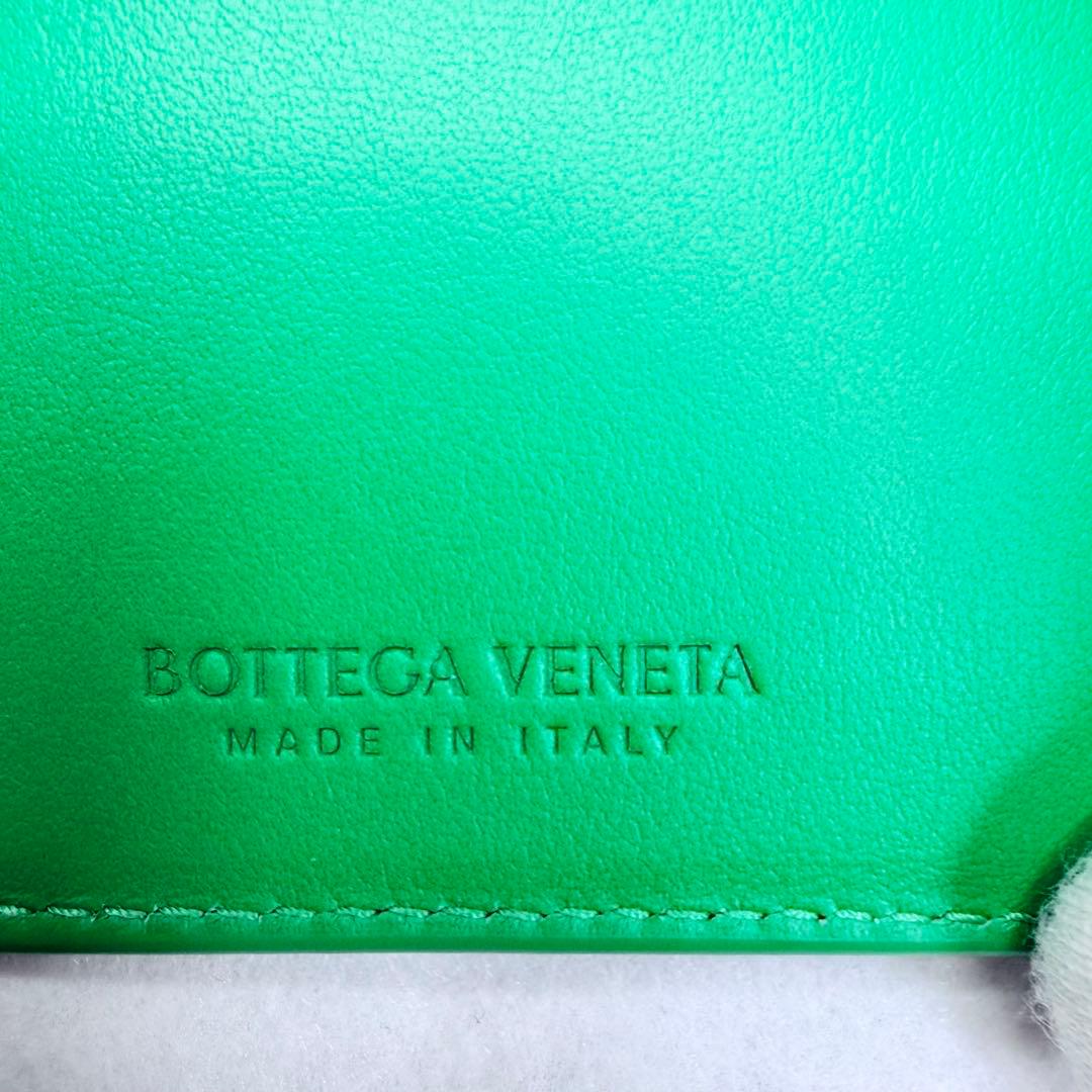 BOTTEGAVENETA 札入れ 二つ折り財布 カーフ グリーン