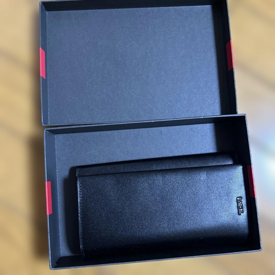 TUMI ブラック 長財布