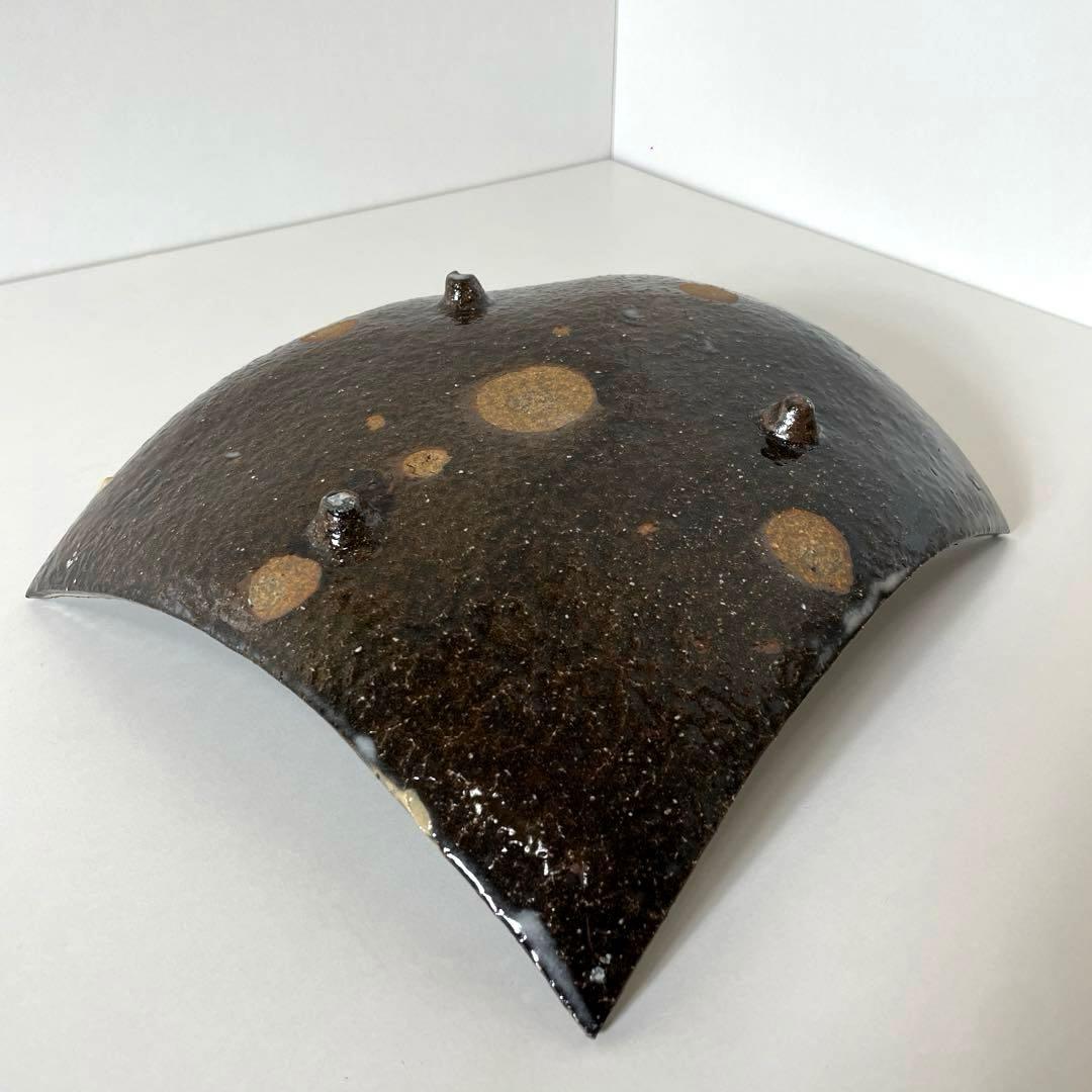 #XG513 陶芸家・波多野善蔵・萩焼四方皿・萩焼・共箱・共布栞・刷毛目・茶道具