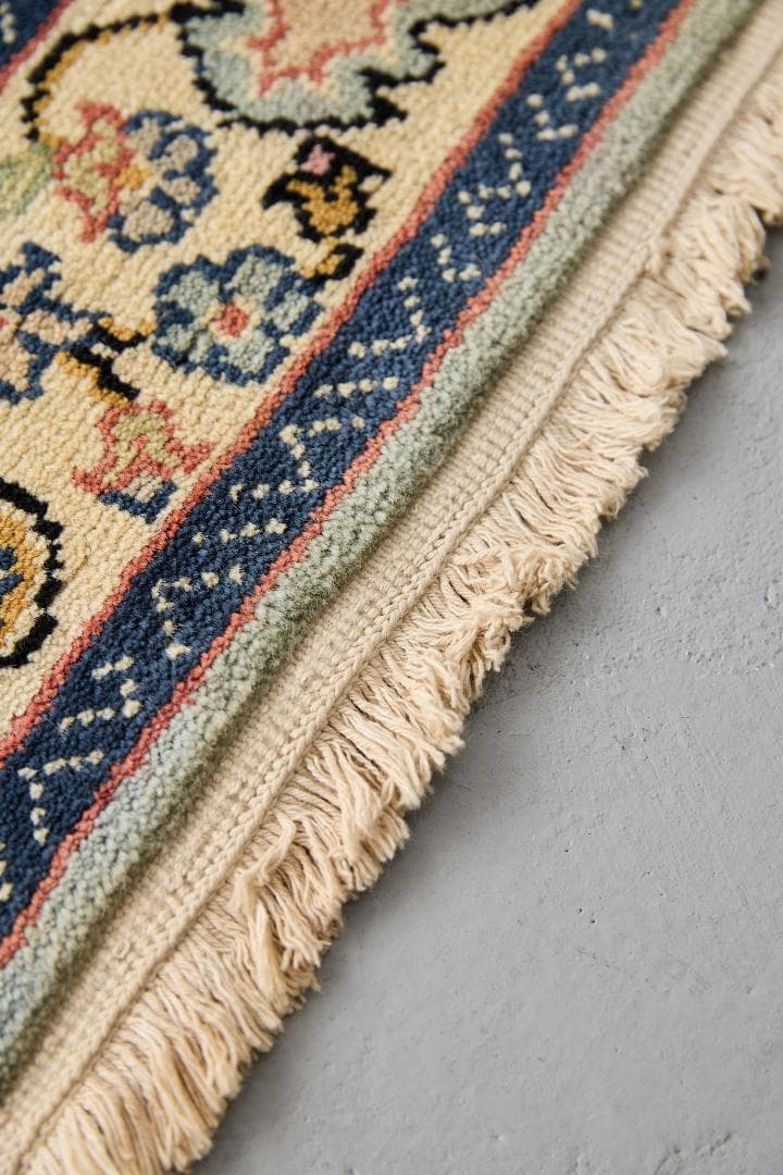 ヴィンテージラグ　ペルシャ絨毯　ナイン産（101×64cm）水色　青　黄　赤　緑