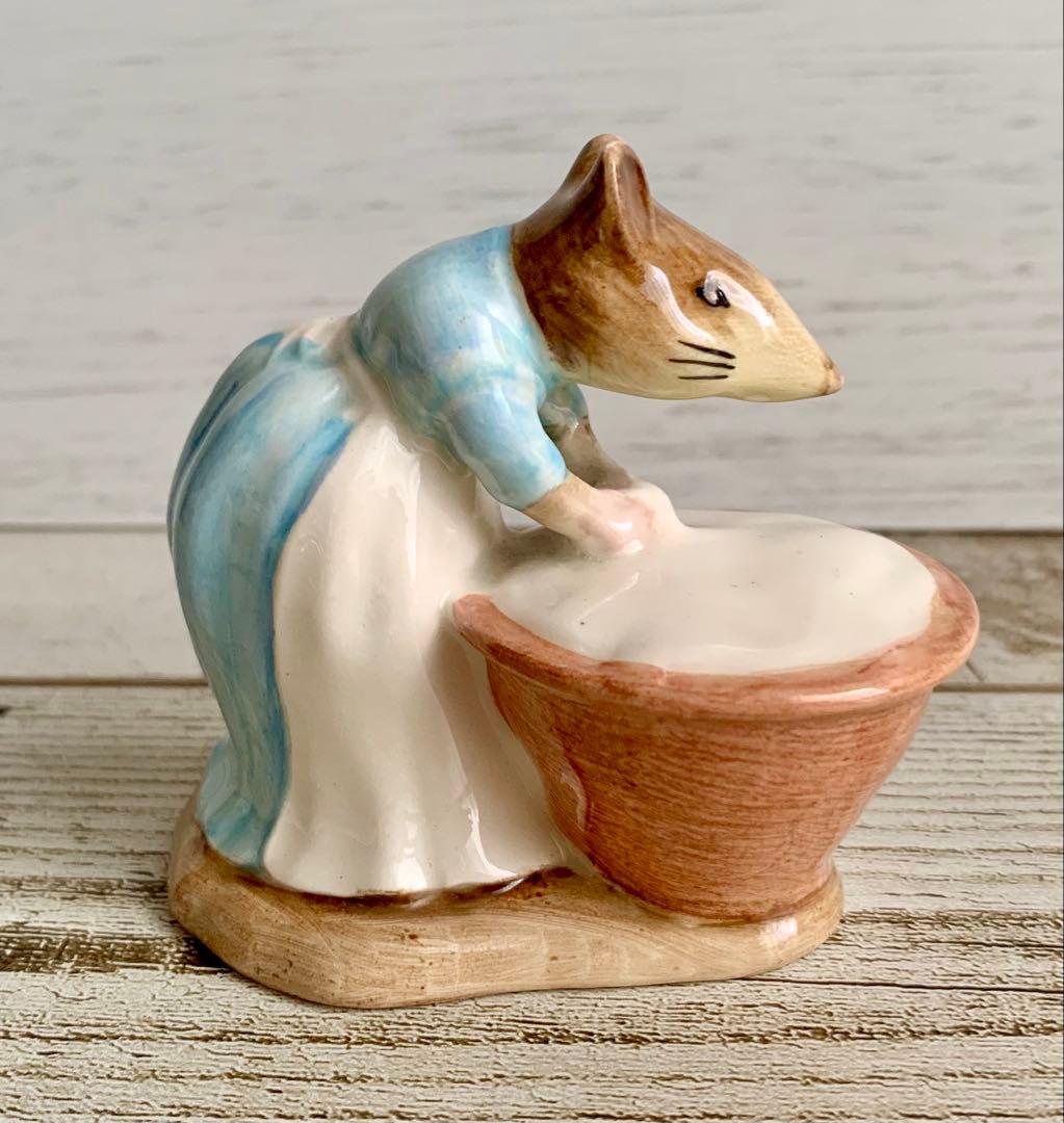 アナ・マライア フィギュリン ピーターラビット ベスウィック 置物