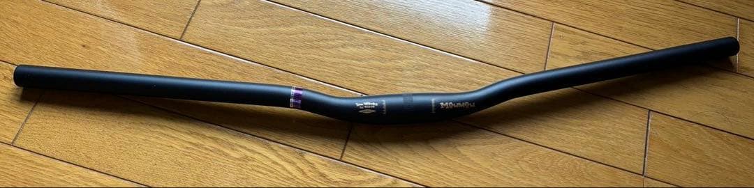 sim works by NITTO MOWMOW BAR（ショットブラック）