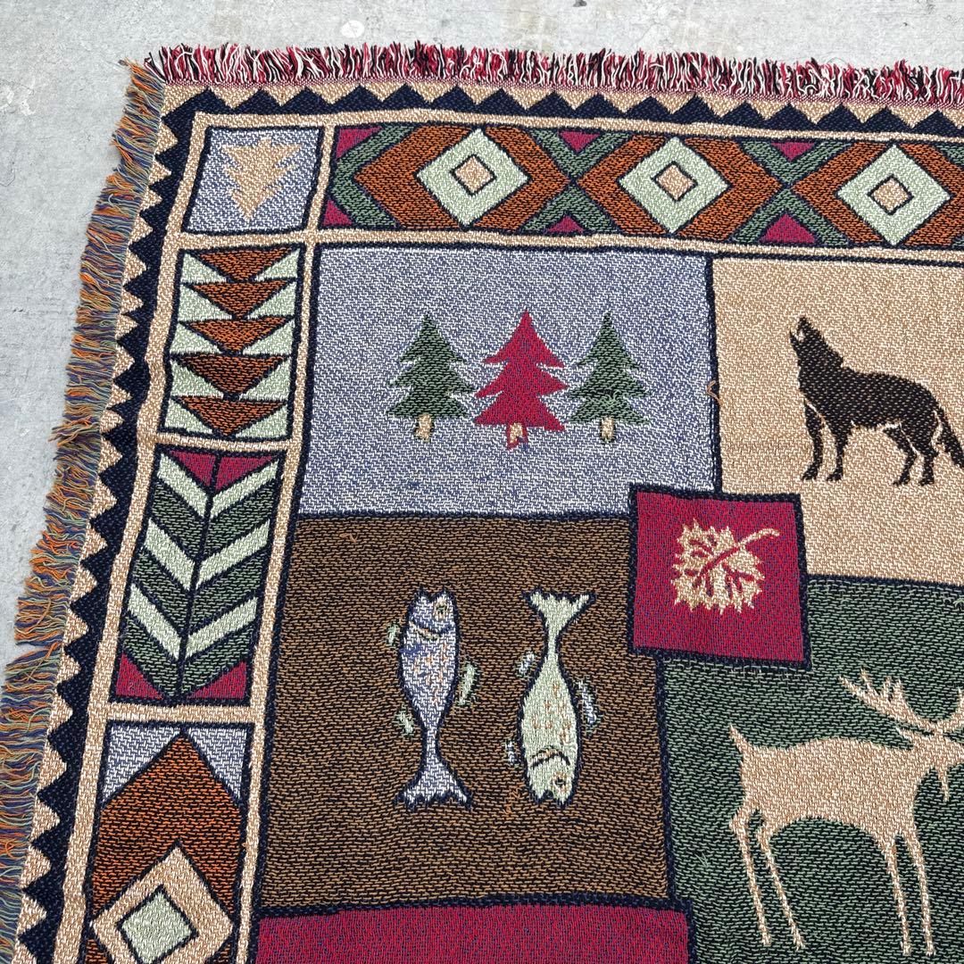 ハリネズミ　ヘラジカ　オオカミ　クマ　マルチカバー　ラグ　185x125