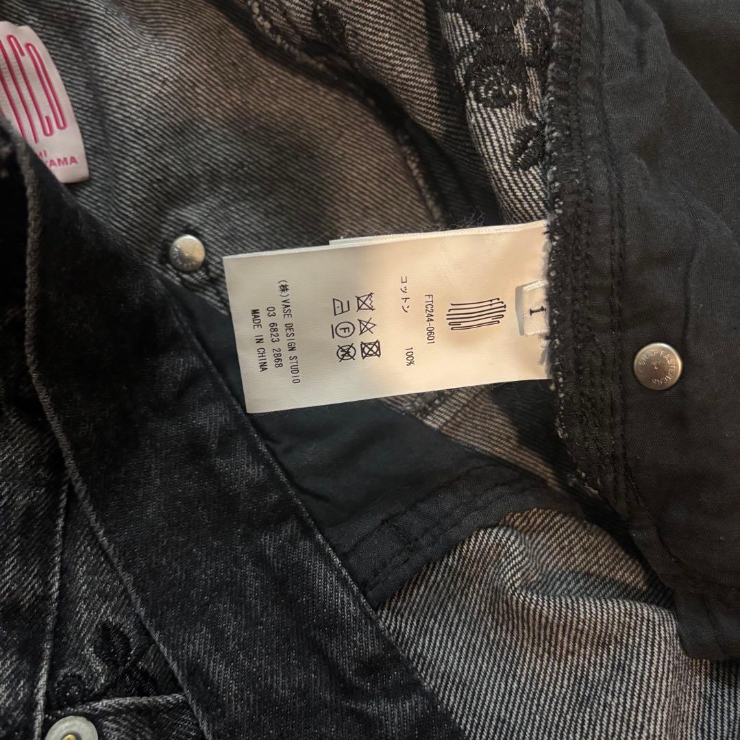 パンツ Fetico FLOWER EMBROIDERED WIDE JEANS