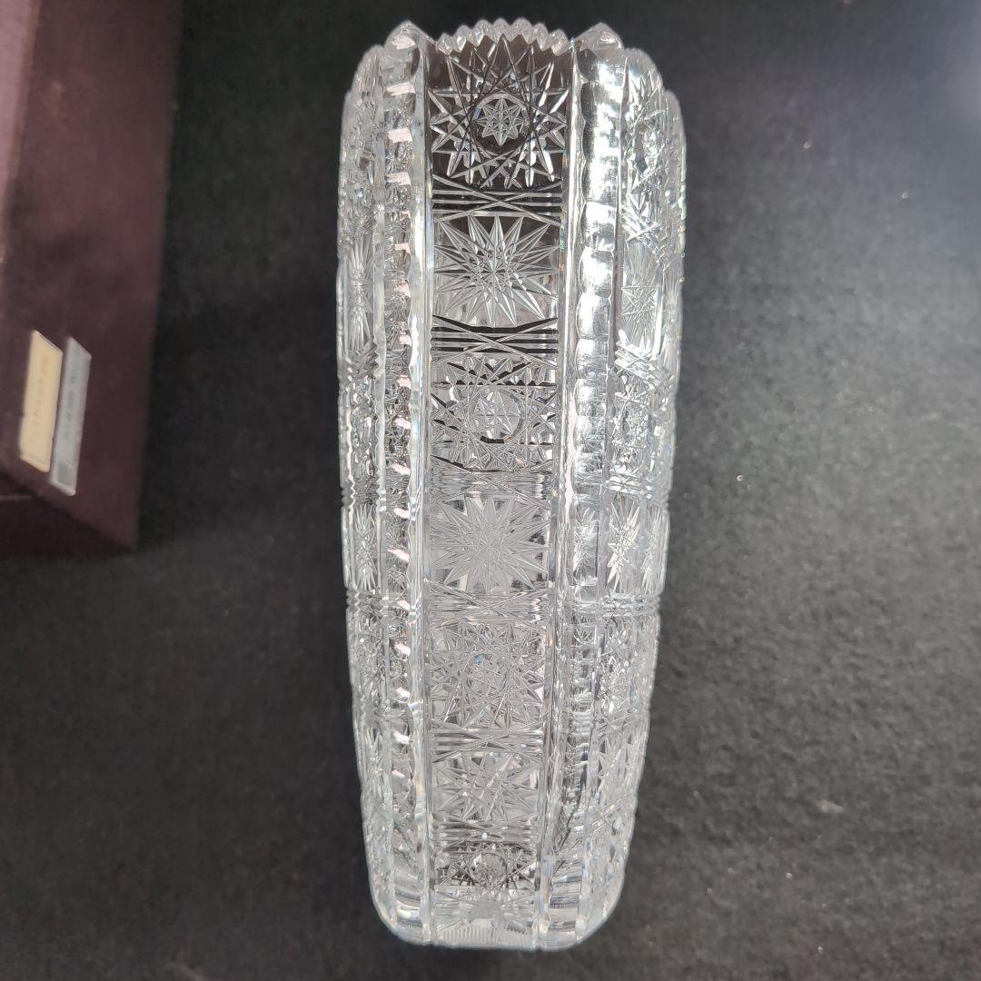 【ボヘミア】高級クリスタルガラス　フラワーベース　500PKデザインピンクラベル