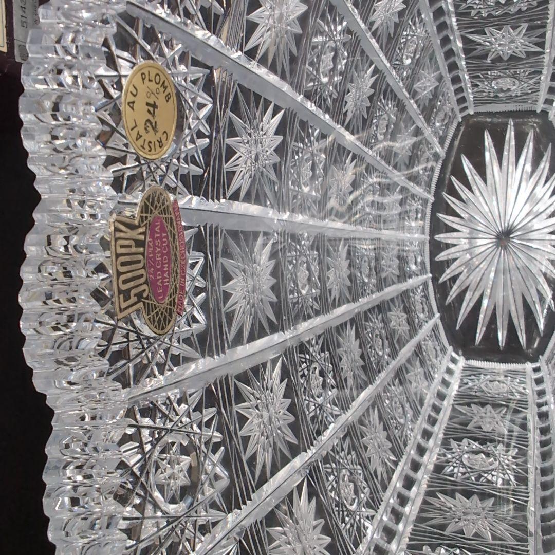 【ボヘミア】高級クリスタルガラス　フラワーベース　500PKデザインピンクラベル