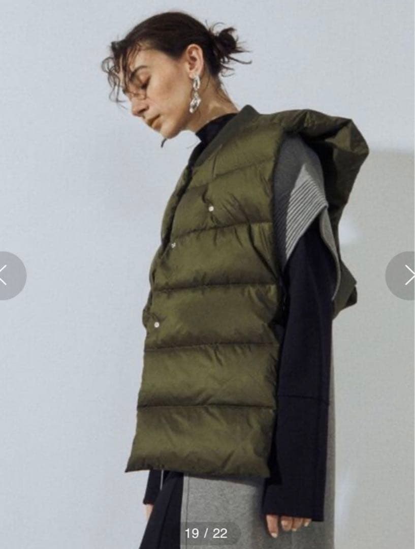 アンスリード un3d ダウンベスト ショート丈　ダウン　マフラー　カーキ