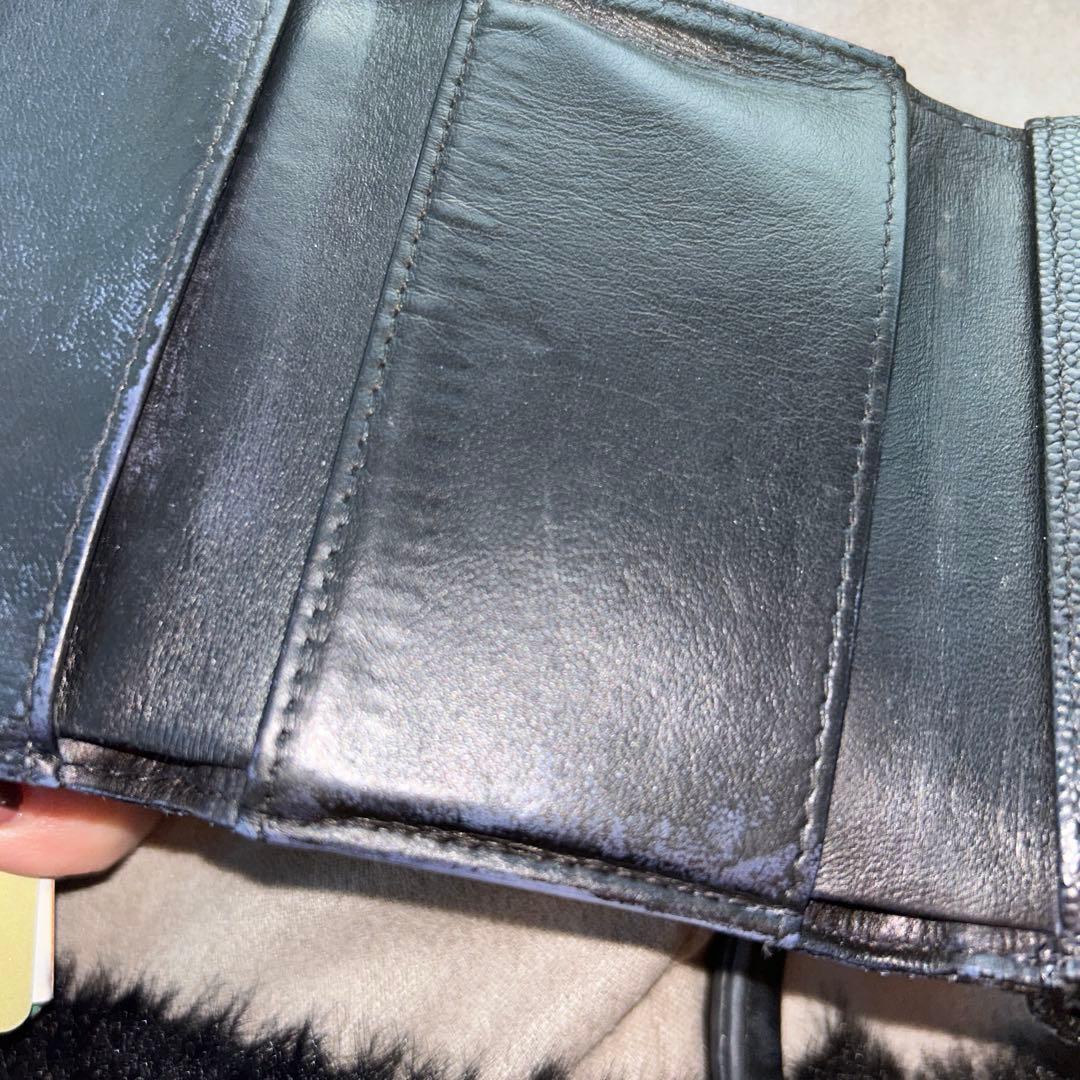 CHANEL キャビアスキン　ミニ財布