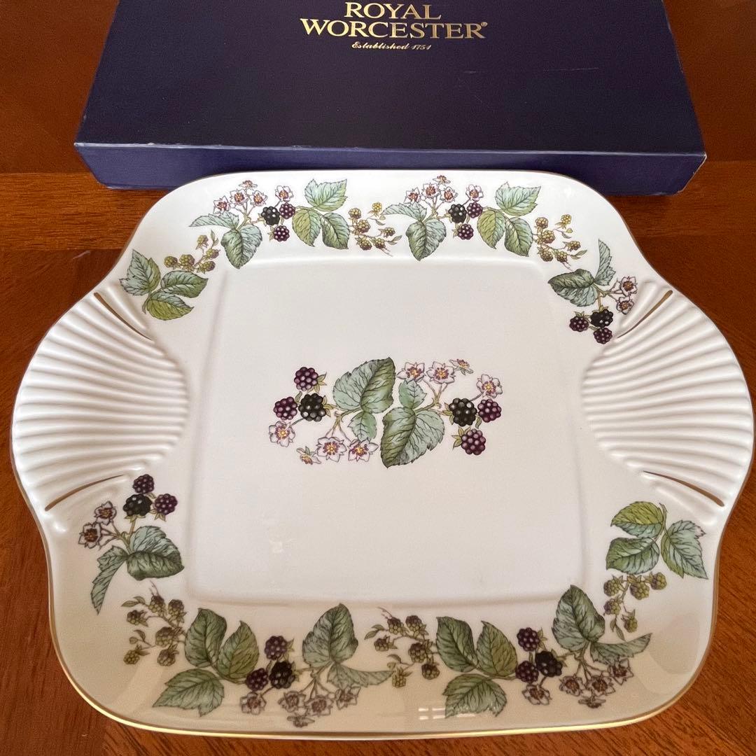 【未使用美品】ロイヤルウースター★ラヴィニア★手付きプレート