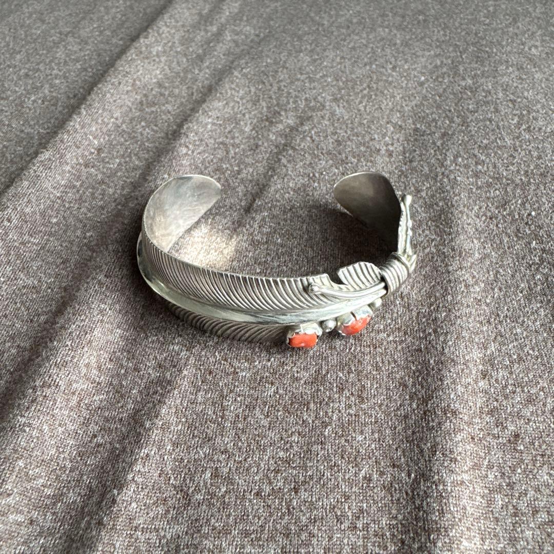 インディアンジュエリー　ナバホ族　フェザーバングル　シルバー STERLING