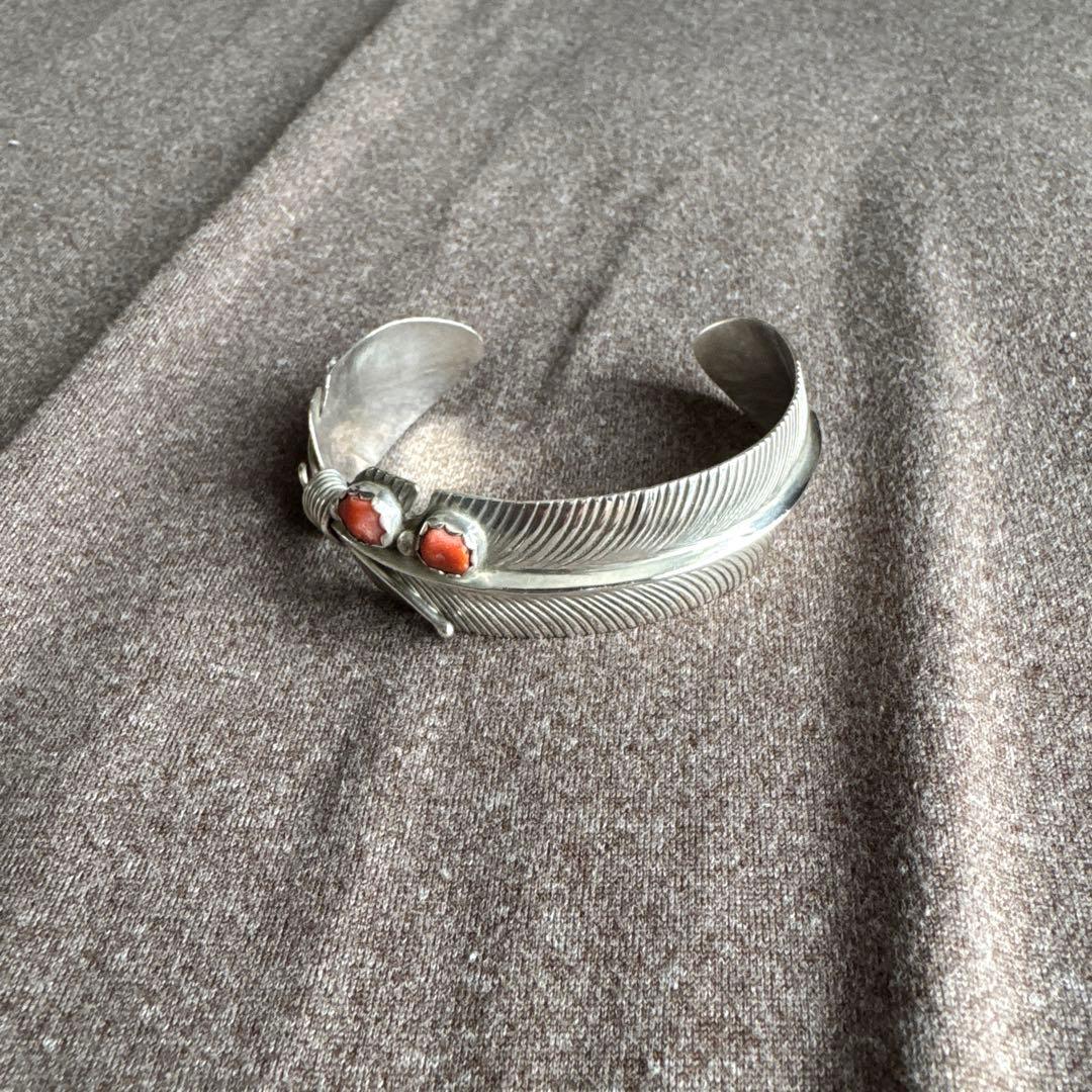 インディアンジュエリー　ナバホ族　フェザーバングル　シルバー STERLING
