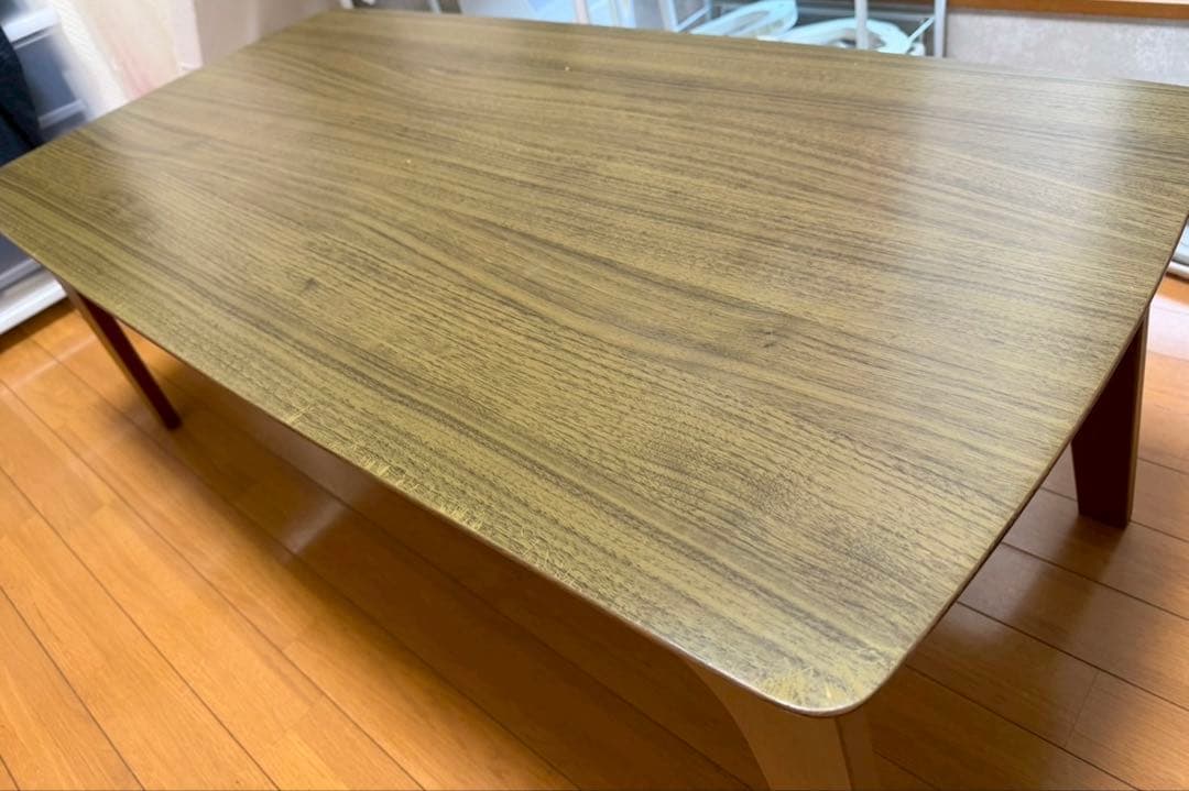 木製のこたつテーブル