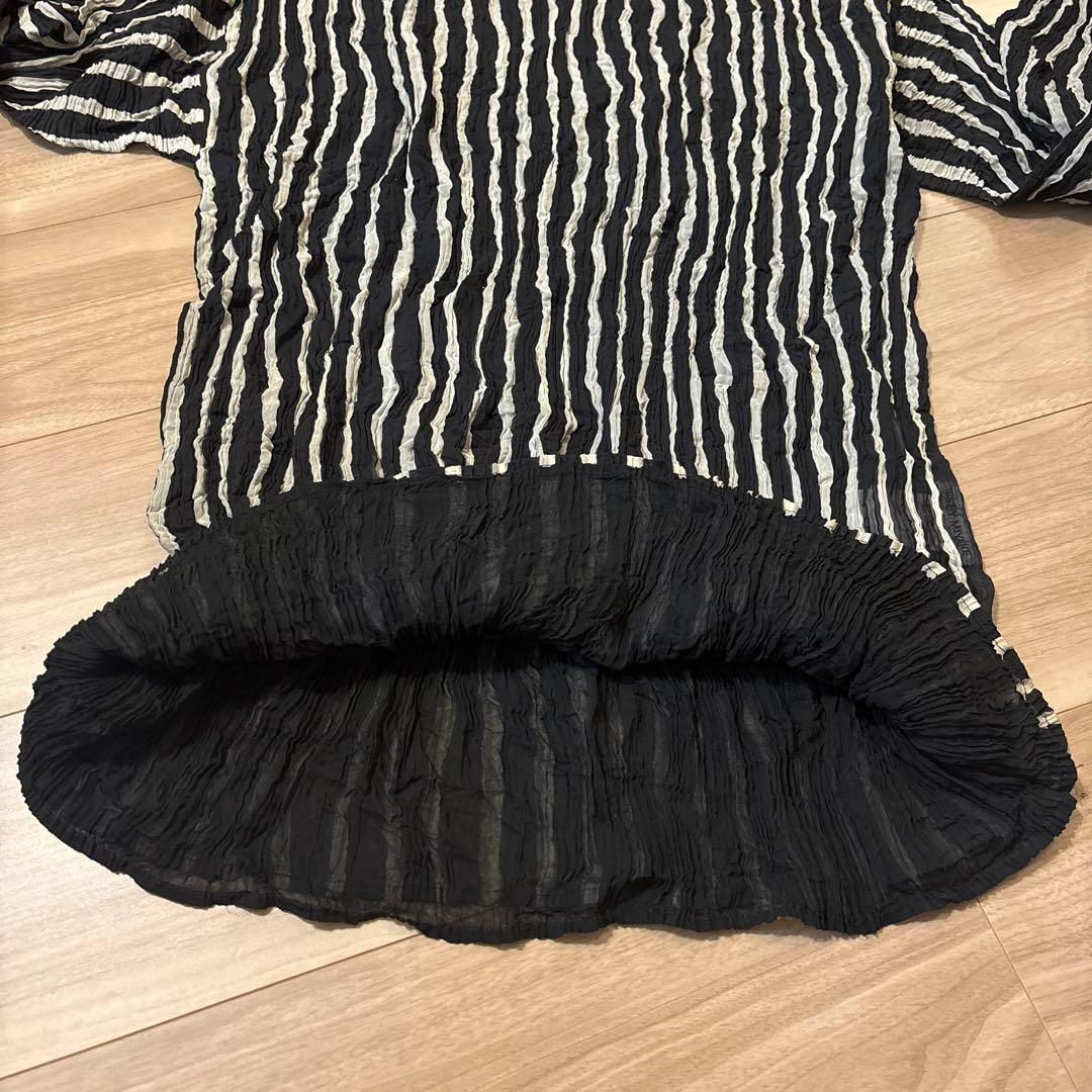 ISSEY MIYAKE プリーツ　長袖　ストライプ　Lサイズ