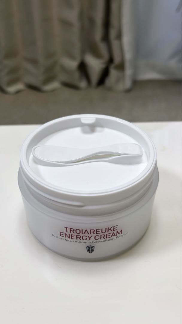 TROIAREUKE(トロイアルケ) エナジークリーム 125ml