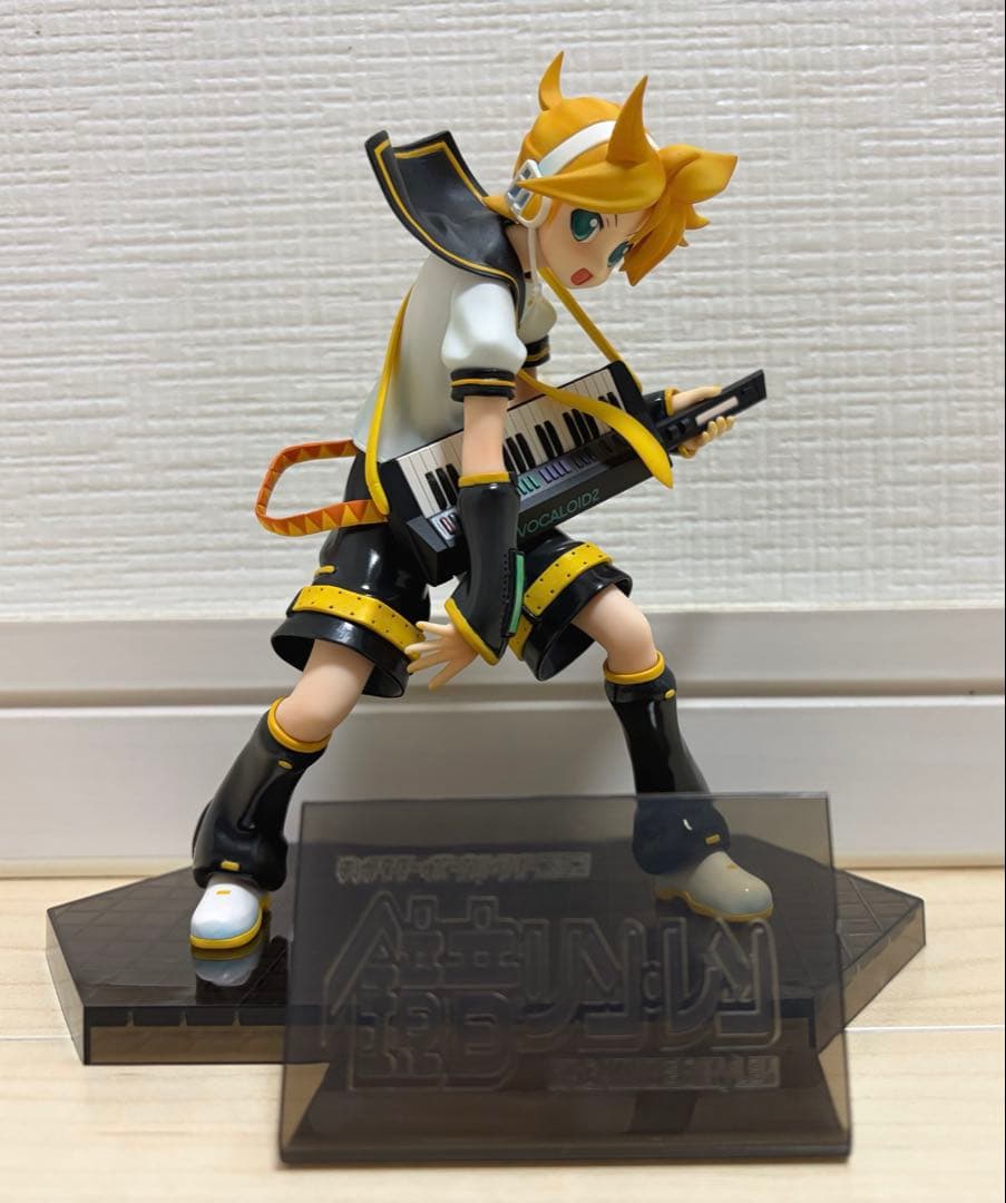 ボーカロイドフィギュア7体セット