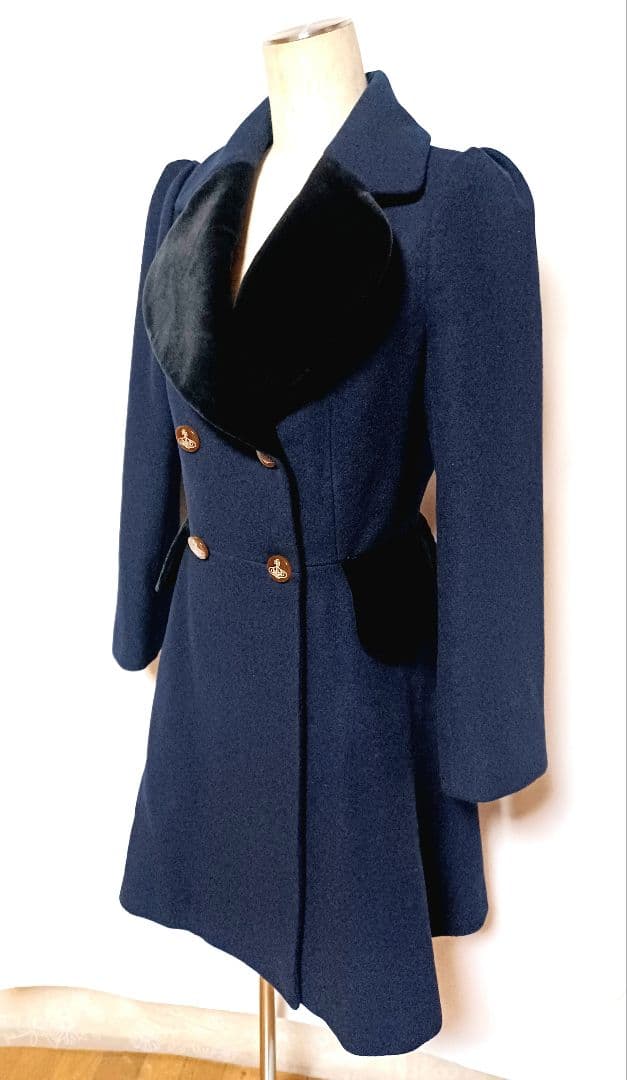 ヴィヴィアンウエストウッド　大人可愛いラブ襟コートサイズ3