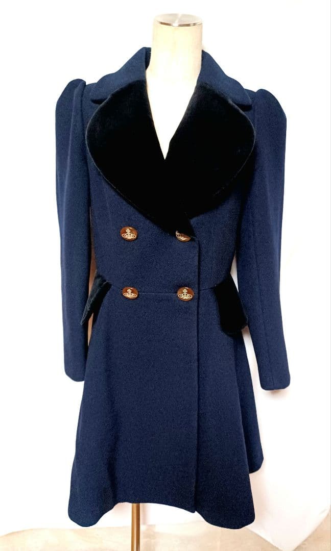 ヴィヴィアンウエストウッド　大人可愛いラブ襟コートサイズ3