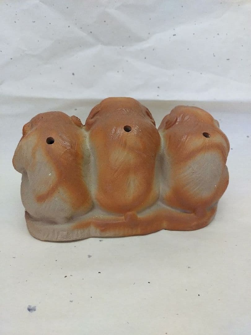 70.備前焼干支の猿