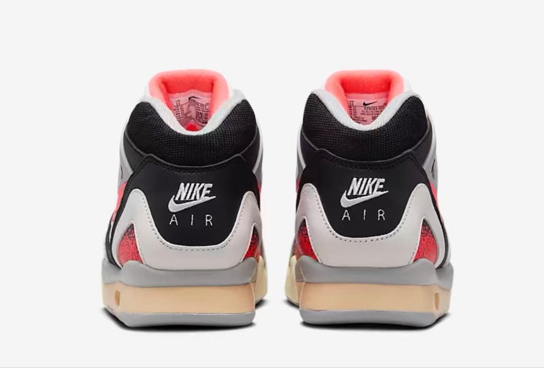 ナイキ　エアテックチャレンジ2