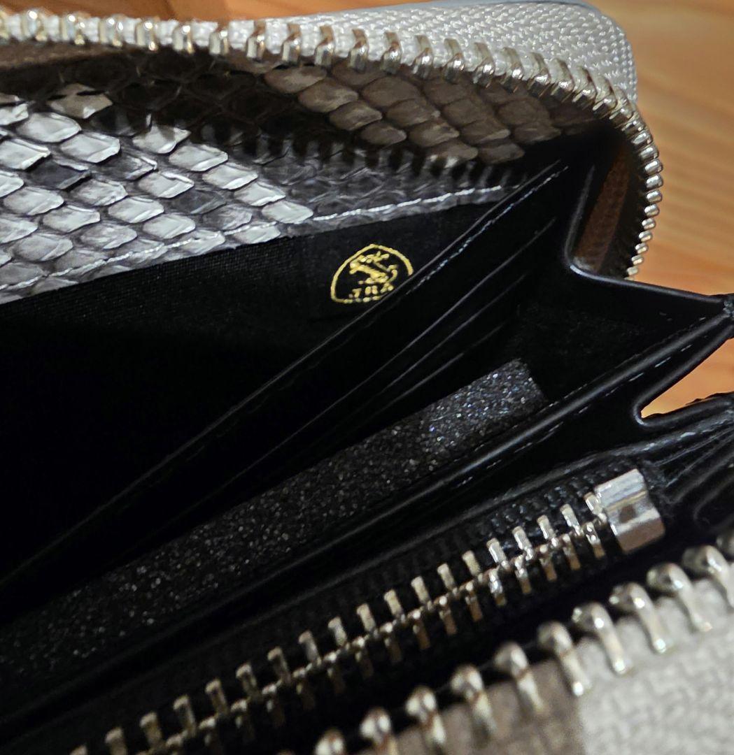 東京クロコダイル　パイソン　長財布