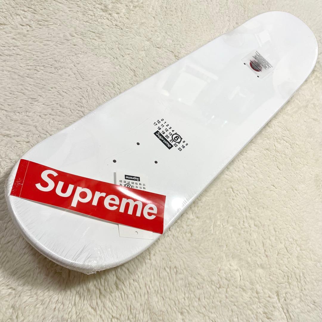 シュプリーム × MM6メゾンマルジェラ ナンバー ロゴ スケートボード ウッド