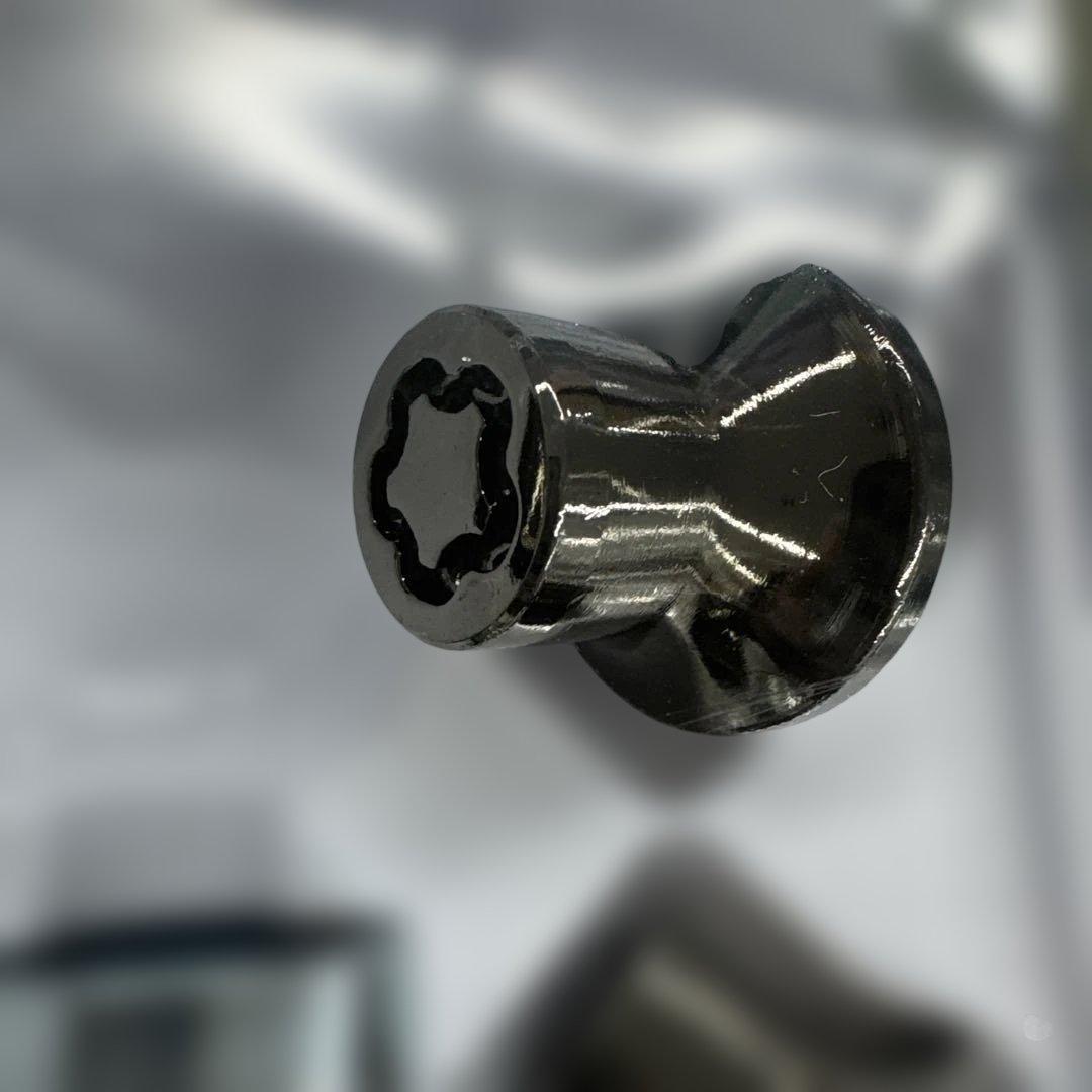 トヨタ純正　モデリスタ　セキュリティロックナット MSC12-00006