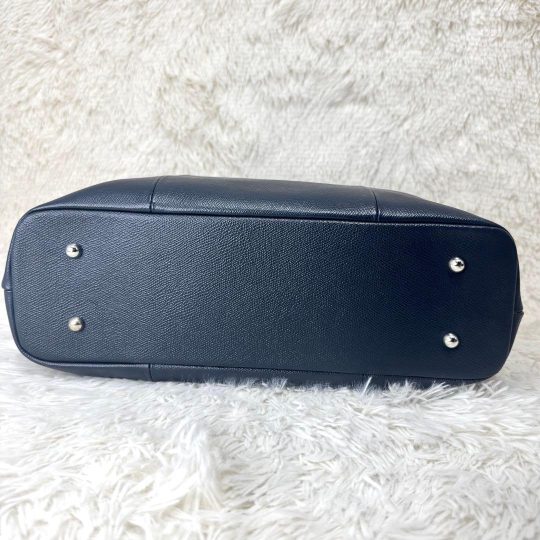 希少 ペッレモルビダ トートバッグ ビジネスバッグ レザー ネイビー