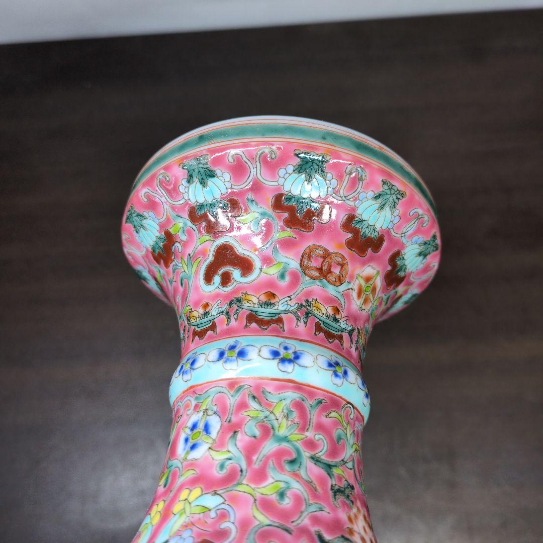 大清光緒年製 款 五彩 花唐草文 瓶 高さ約29cm