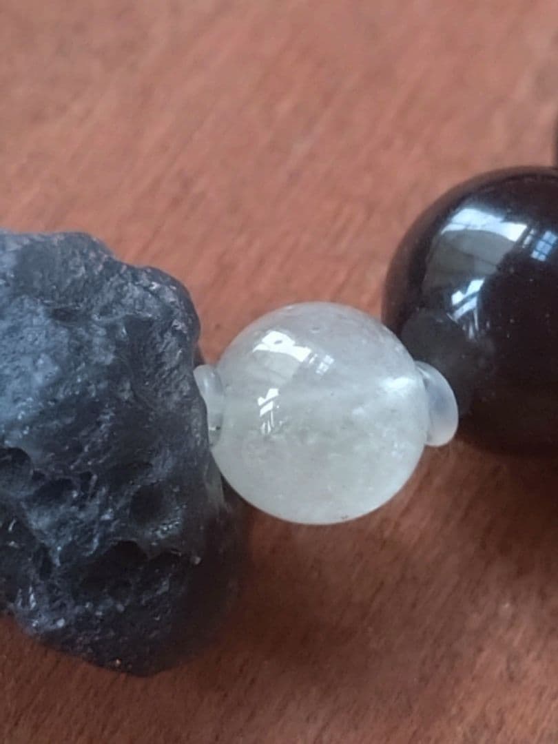 ギベオン＆モルダバイト＆アグニマニタイト＆リビアングラス＆チンターマニストーン