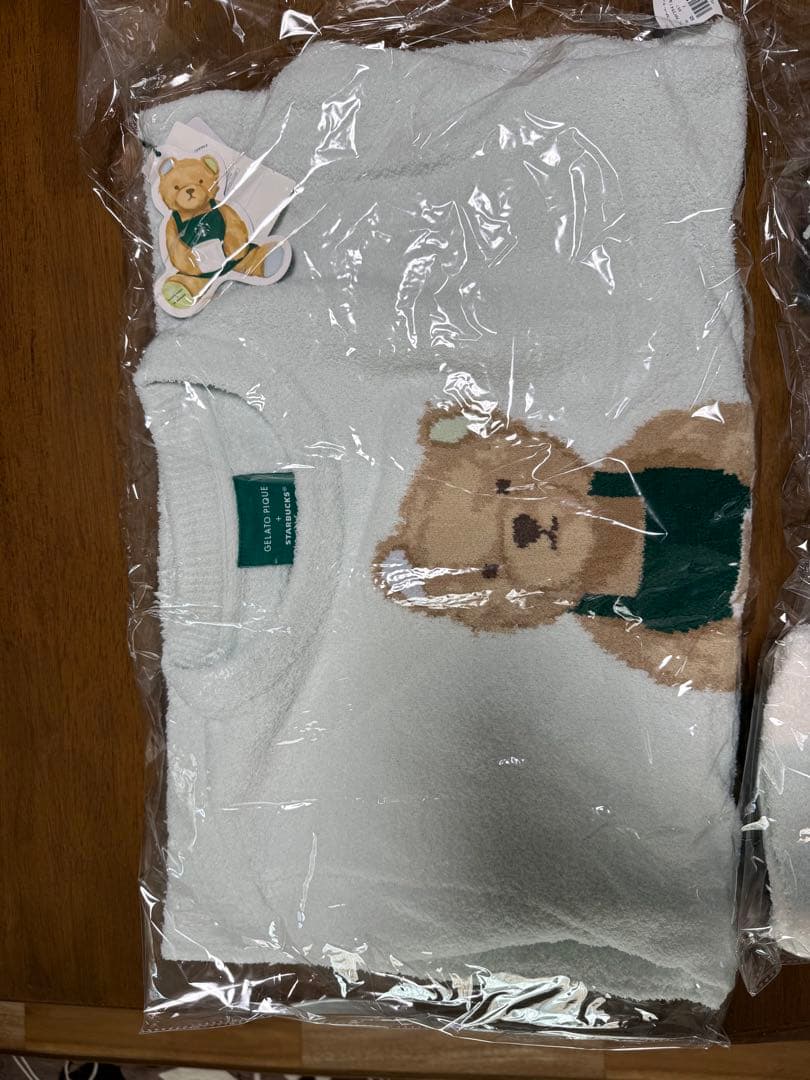 明日まで最安値　GELATO PIQUE STARBUCKS パジャマセット