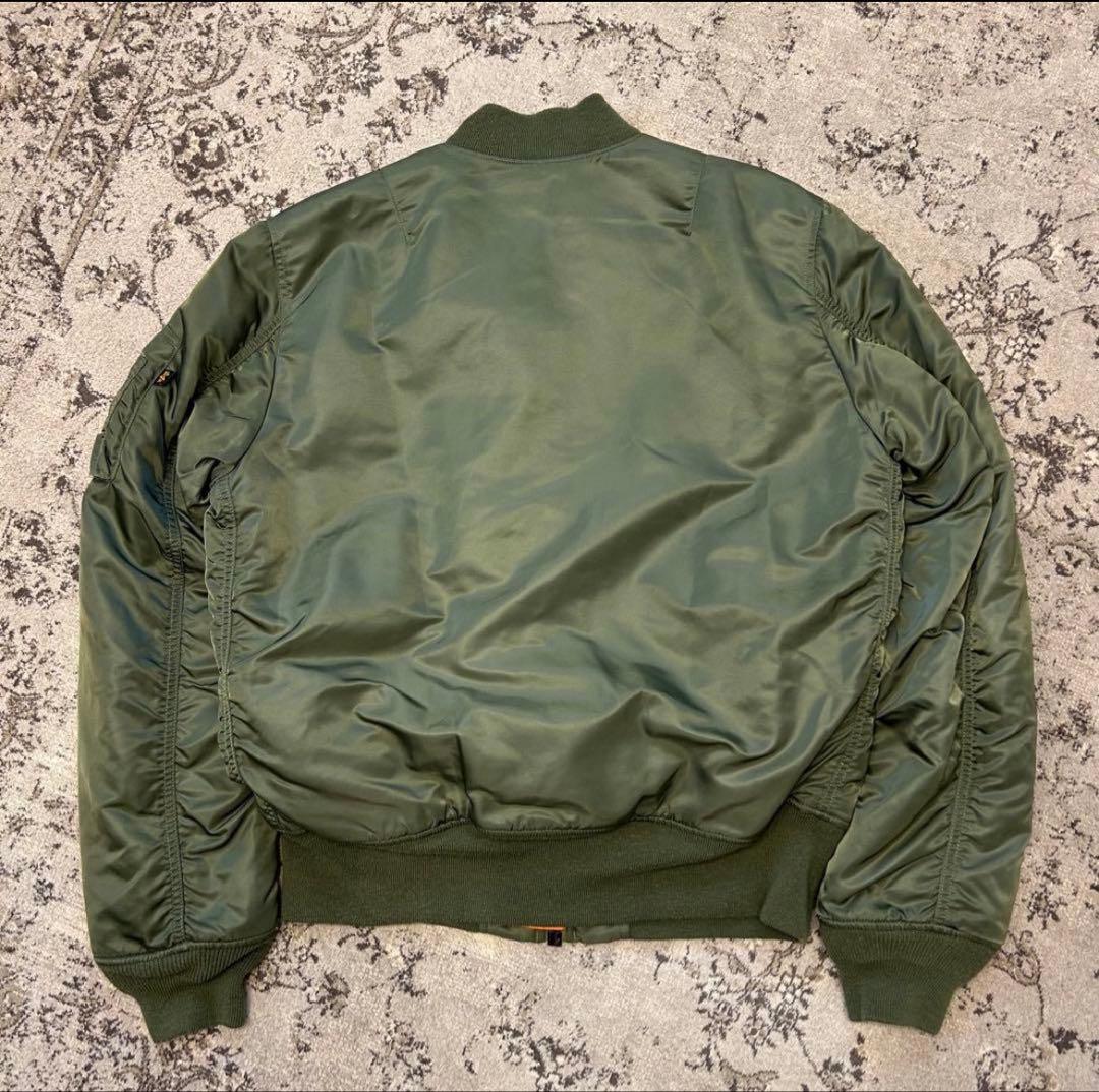 早い者勝ち！ALPHA INDUSTRIES MA-1 フライトジャケット