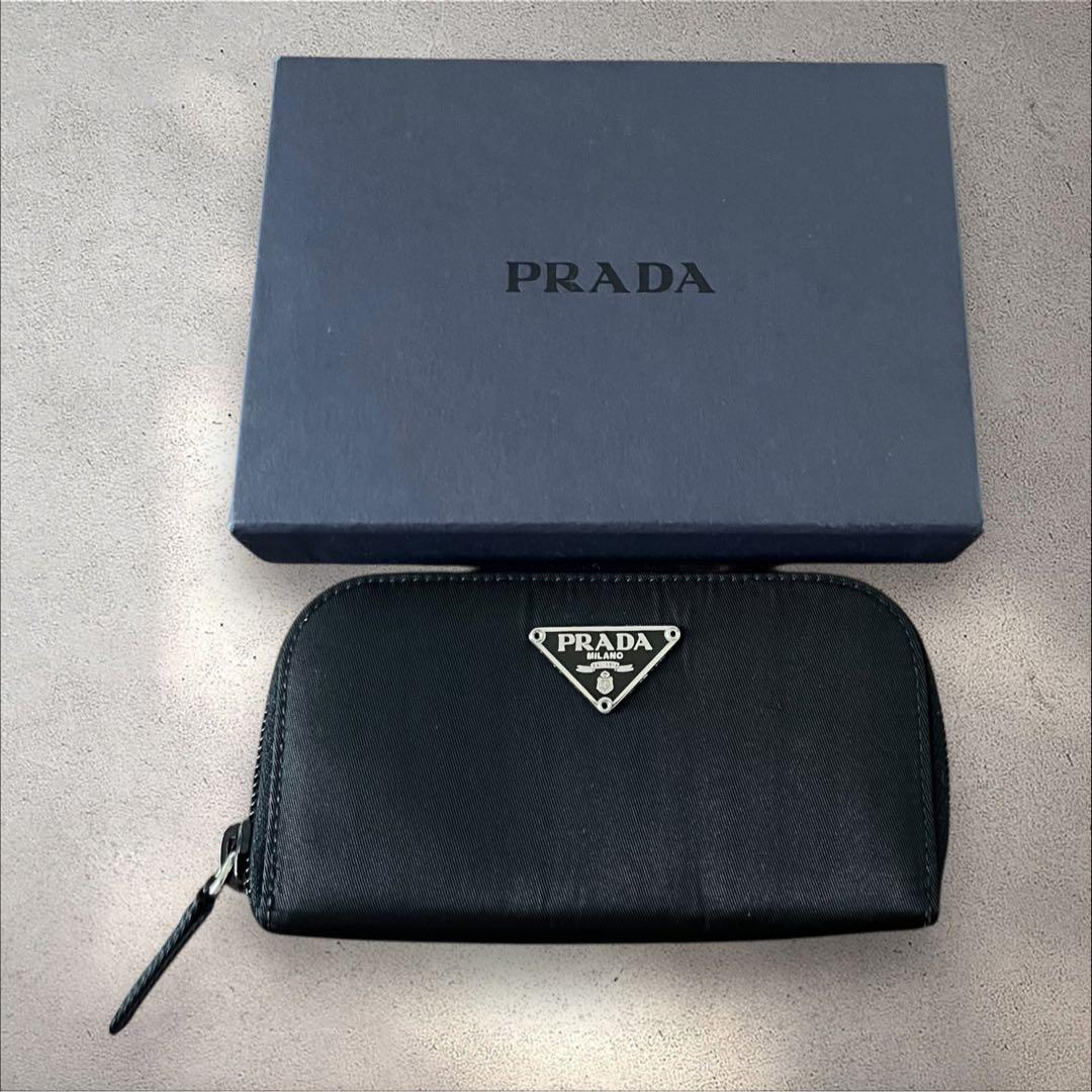 PRADA キーケース 箱付き ブラック 高級感 美品