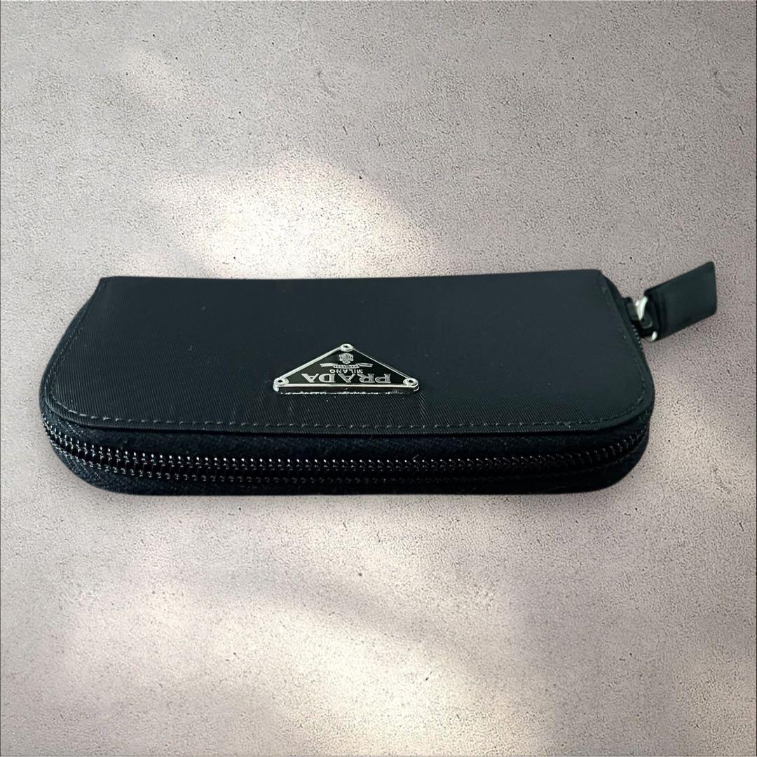 PRADA キーケース 箱付き ブラック 高級感 美品