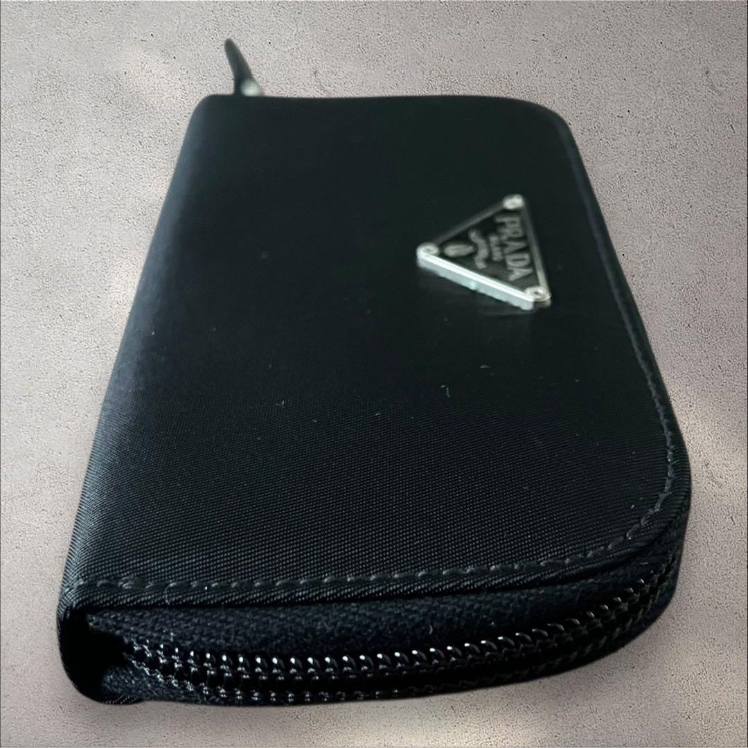 PRADA キーケース 箱付き ブラック 高級感 美品