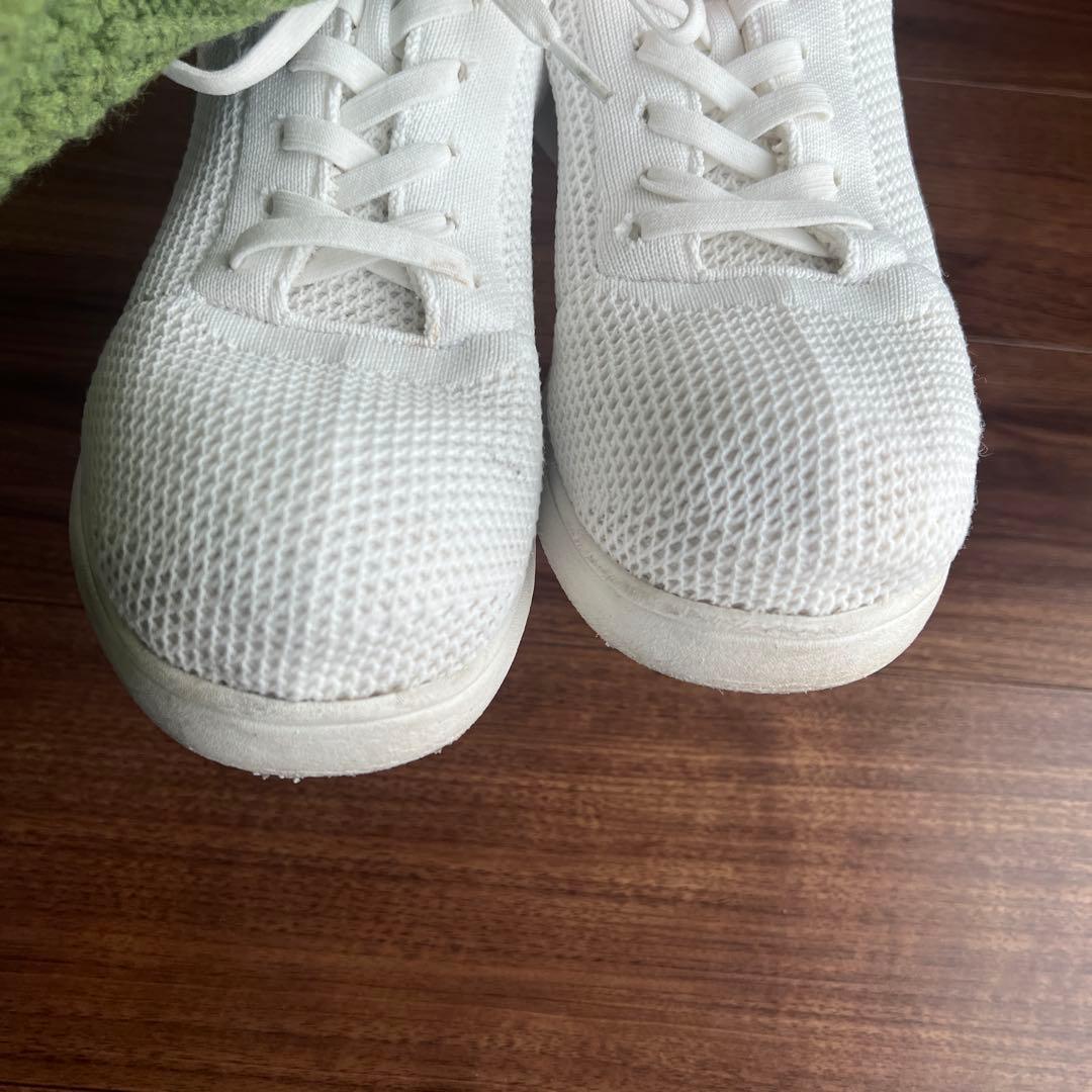 ラクバキ　ソフトスニーカー　ホワイト　L 23.5cmから24cm