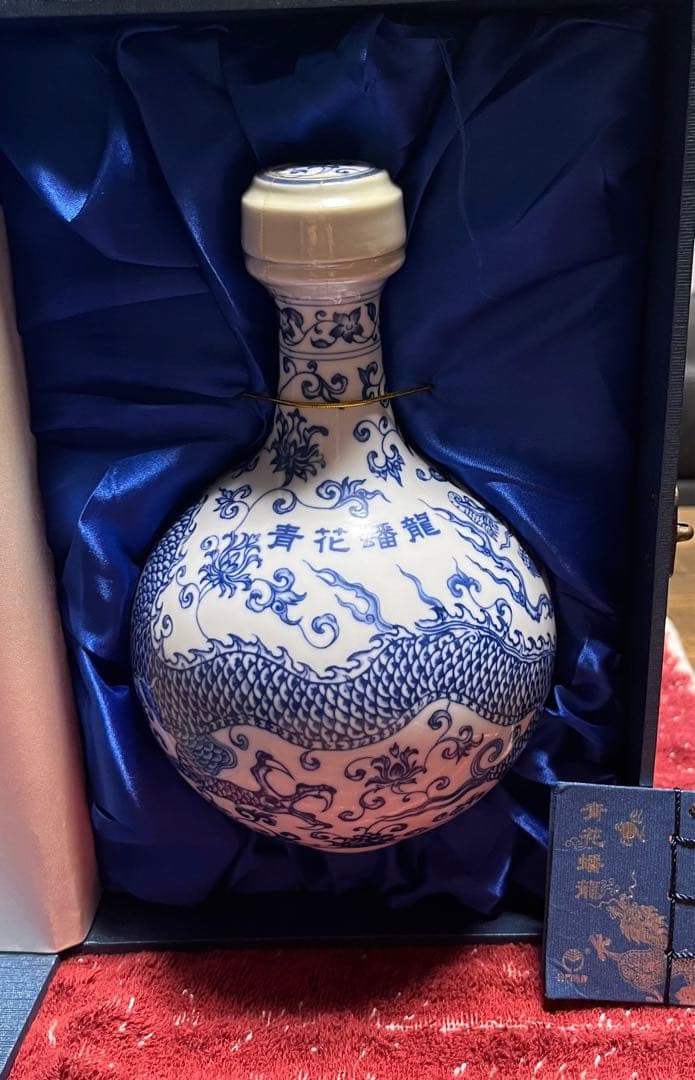 毎日値下げ◆金門高粱酒　「青花蟠龍酒」58度 750m l　未開封　化粧箱