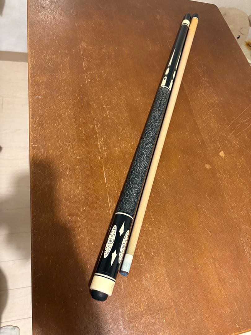 ビリヤード　キュー　AXES