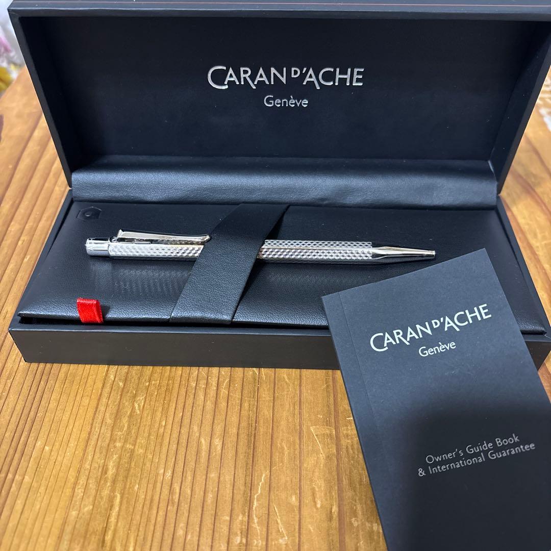 カランダッシュボールペン エクリドール キューブリック