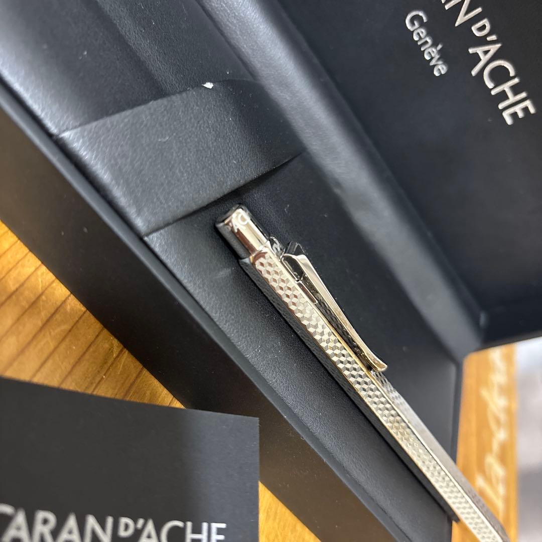 カランダッシュボールペン エクリドール キューブリック